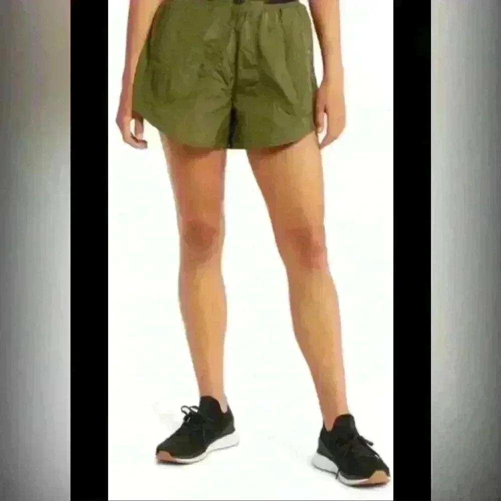 ADIDAS IVY PARK SHORTS SIZE S - Picture 1 of 4